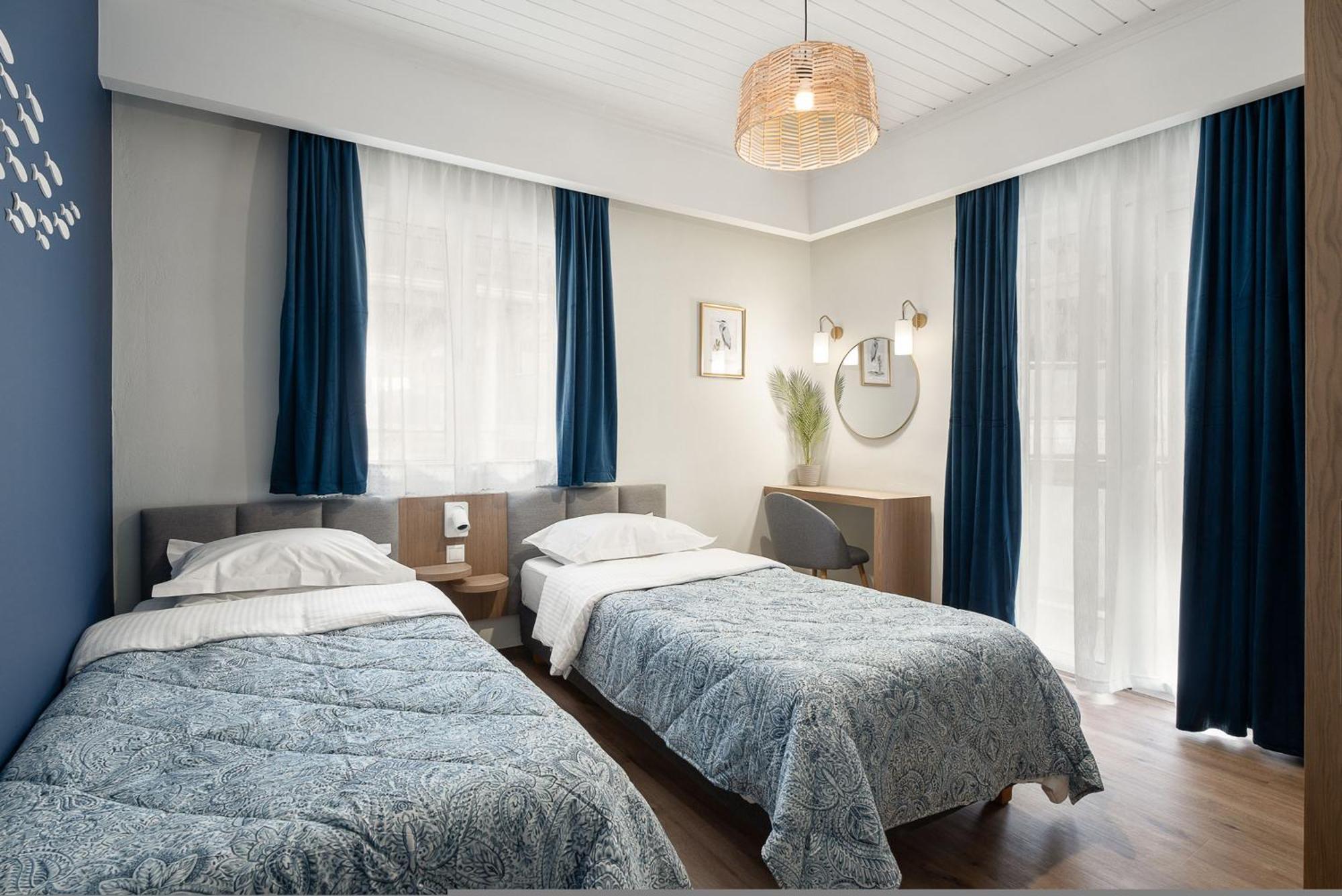 Captain'S Seafront Apartments Nydri  Exterior photo